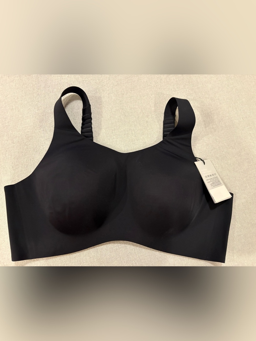 knix Black Catalyst Sports Bra